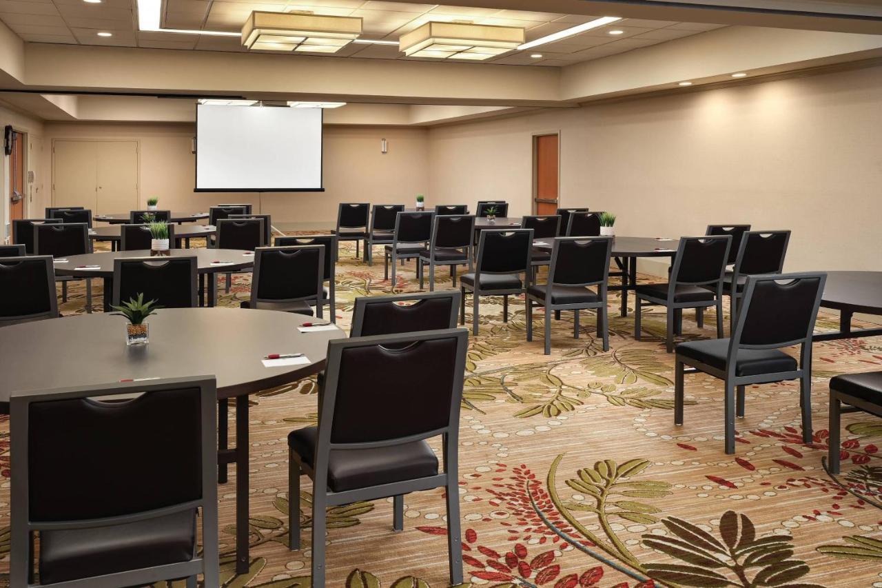 Newport Marriott Bayview